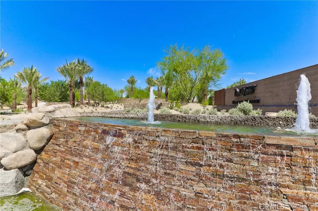 Rancho Mirage, CA 92270,77 Syrah