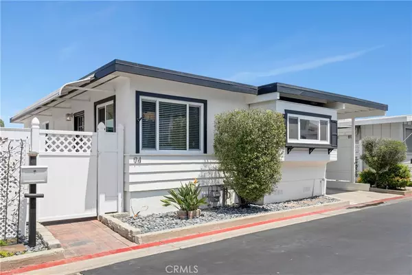 Newport Beach, CA 92660,94 Yorktown
