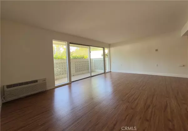 Laguna Woods, CA 92637,161 Avenida Majorca #C