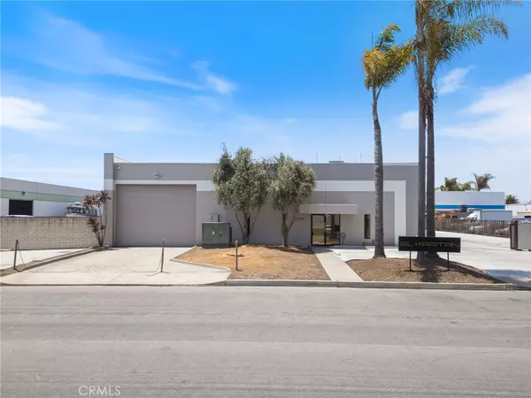 15591 Container LN, Huntington Beach, CA 92649