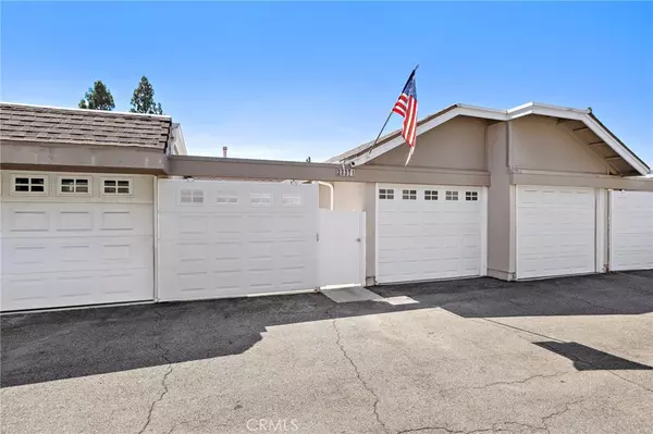 Laguna Hills, CA 92653,23371 Caminito Telmo #180
