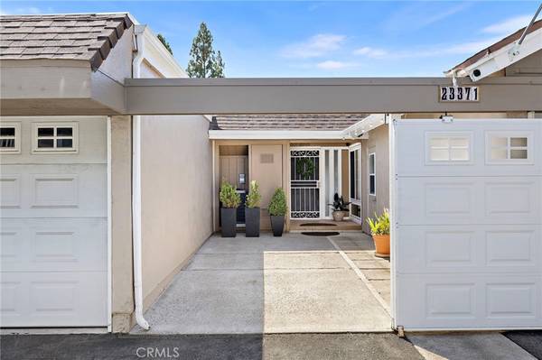 Laguna Hills, CA 92653,23371 Caminito Telmo #180
