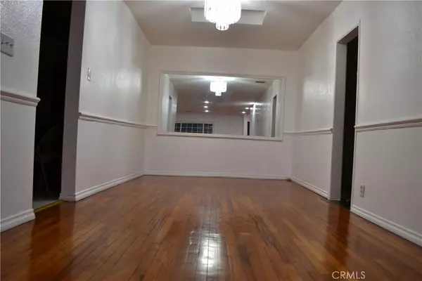 Inglewood, CA 90304,5448 W 116th ST