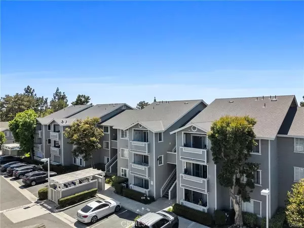 Santa Ana, CA 92704,3500 S Greenville ST #G1