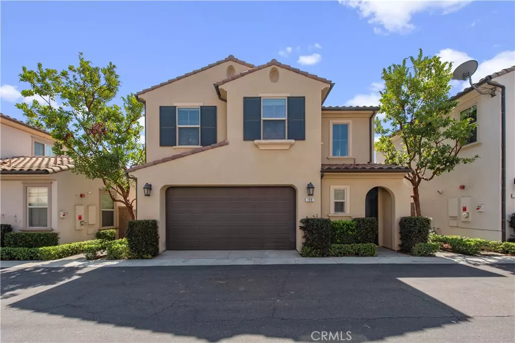 Irvine, CA 92618,198 Desert Bloom