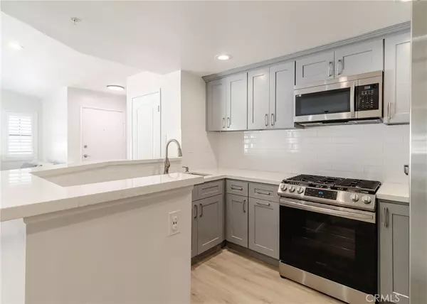 Azusa, CA 91702,240 Evergreen CT #56