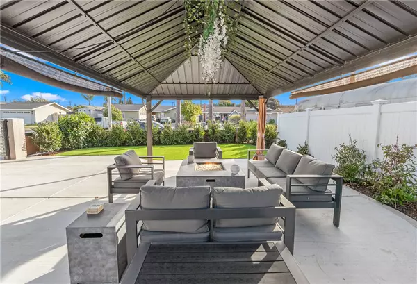 Huntington Beach, CA 92646,8071 Taylor DR