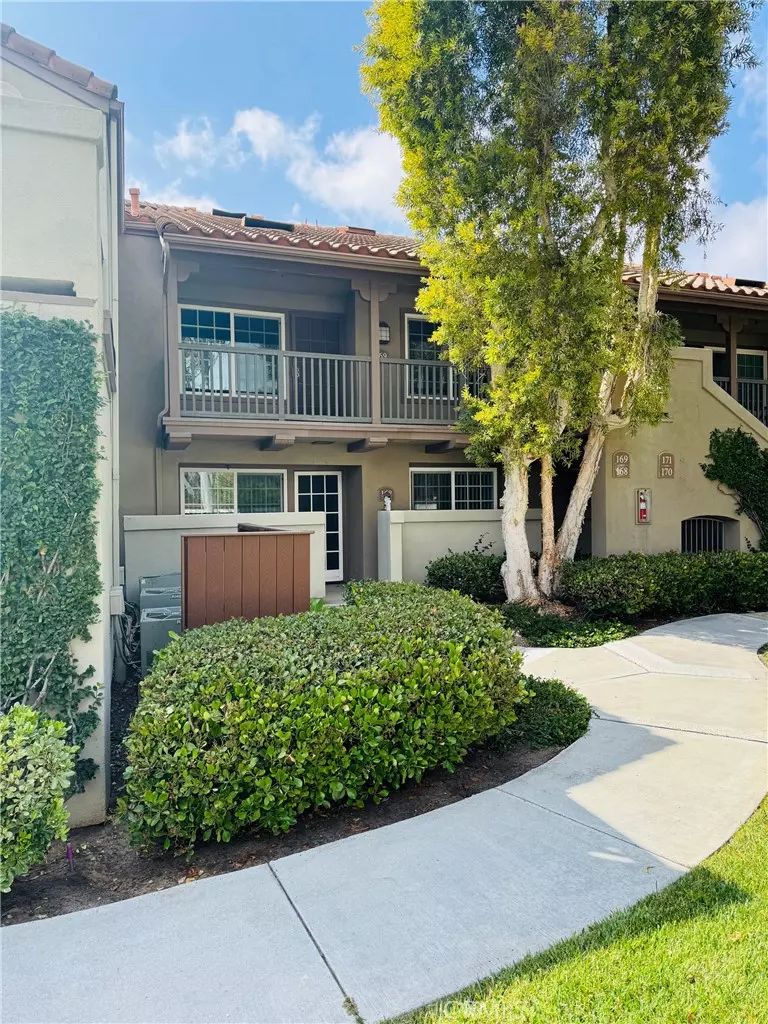 Tustin, CA 92782,2800 Keller DR #169