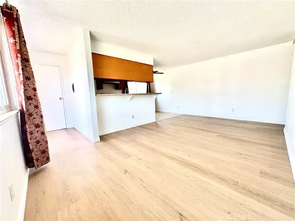 18113 Via Amorosa #4, Rowland Heights, CA 91748