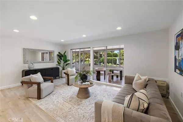 Laguna Woods, CA 92637,803 Ronda Mendoza #A