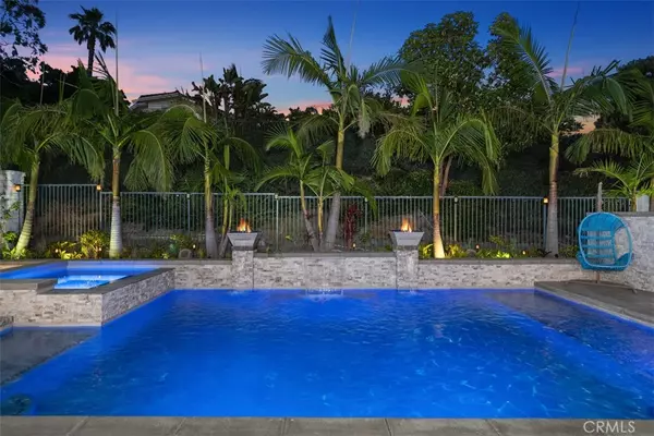 Lake Forest, CA 92610,12 La Perla