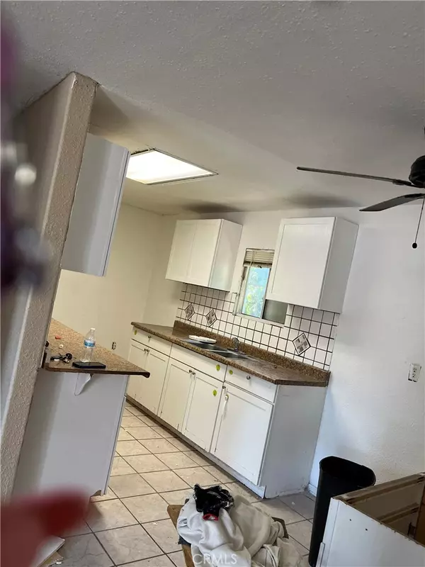 Fontana, CA 92335,9154 Laurel AVE
