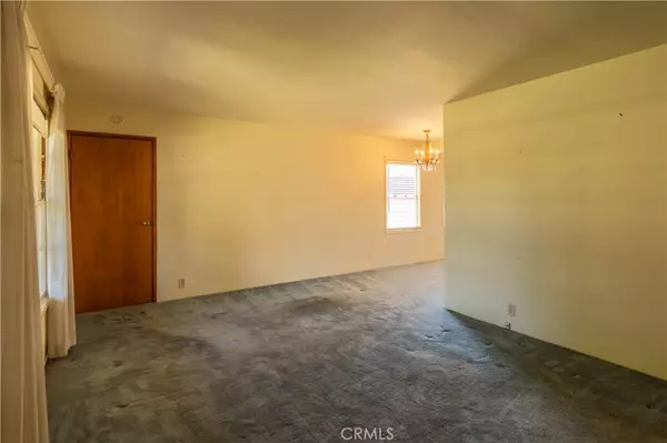 Long Beach, CA 90815,2125 Lomina AVE