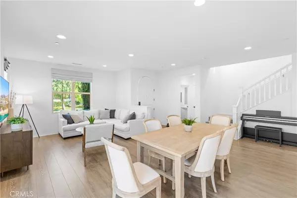 Irvine, CA 92620,176 Parkwood