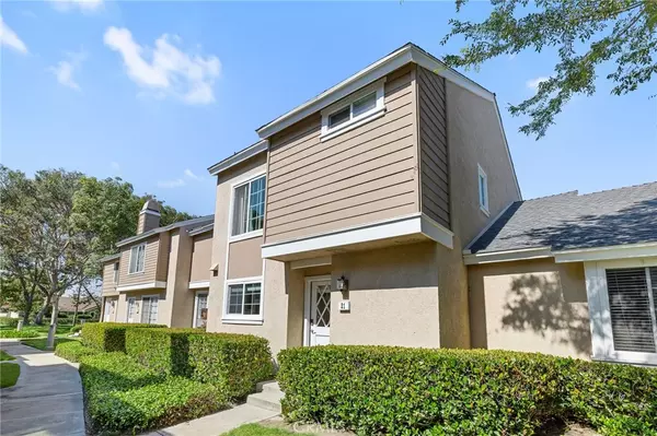 Irvine, CA 92614,21 Greenbough #124