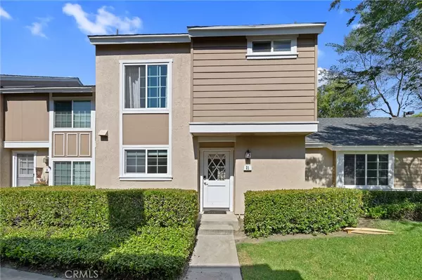 21 Greenbough #124, Irvine, CA 92614