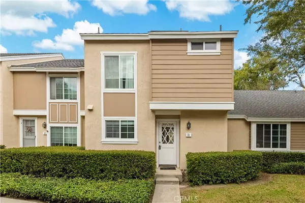 21 Greenbough #124, Irvine, CA 92614