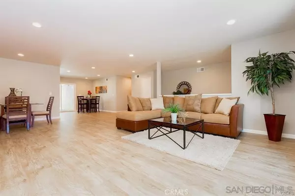 San Diego, CA 92126,10233 Royal Ann AVE