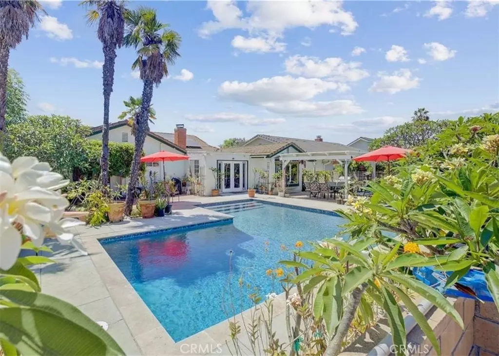 Tustin, CA 92782,13201 Wickshire
