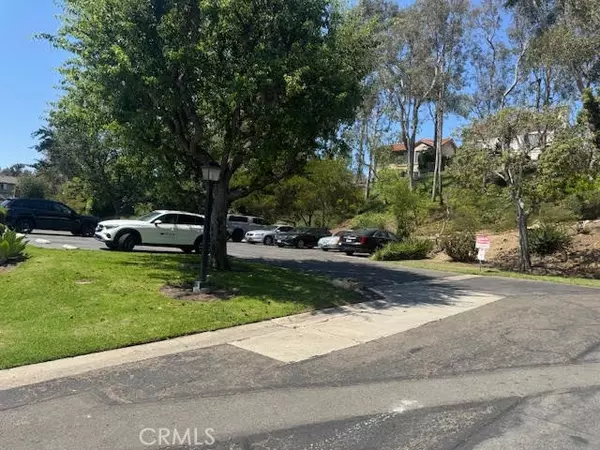 Laguna Niguel, CA 92677,23695 Marlin