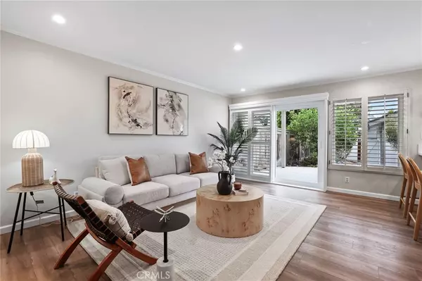 Irvine, CA 92604,144 W Yale Loop