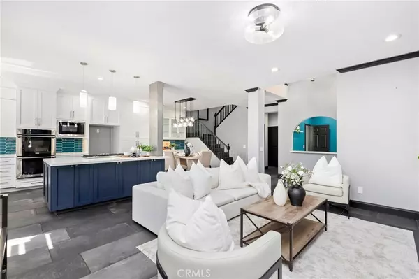 Irvine, CA 92606,22 Iowa