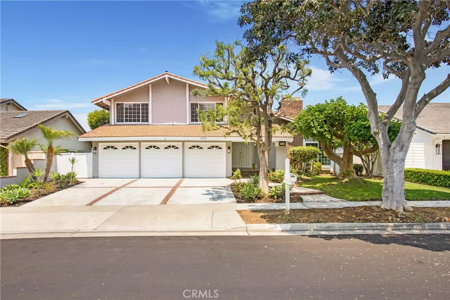 2220 Port Aberdeen PL, Newport Beach, CA 92660