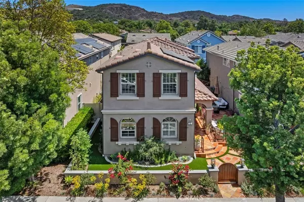 6 Paverstone LN, Ladera Ranch, CA 92694