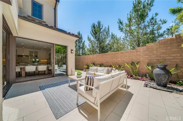 Irvine, CA 92602,127 Toretta