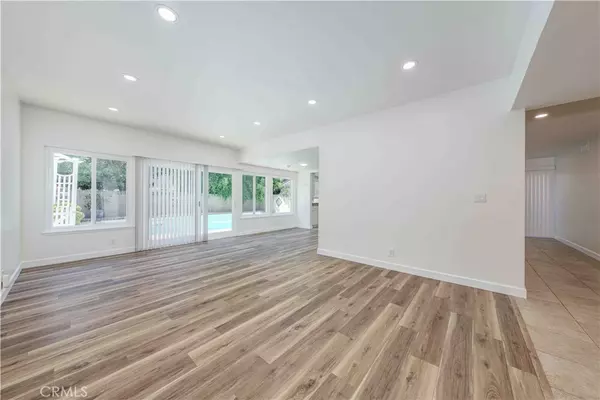 Irvine, CA 92604,5212 Chablis CIR
