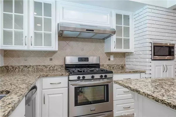 Irvine, CA 92604,5212 Chablis CIR