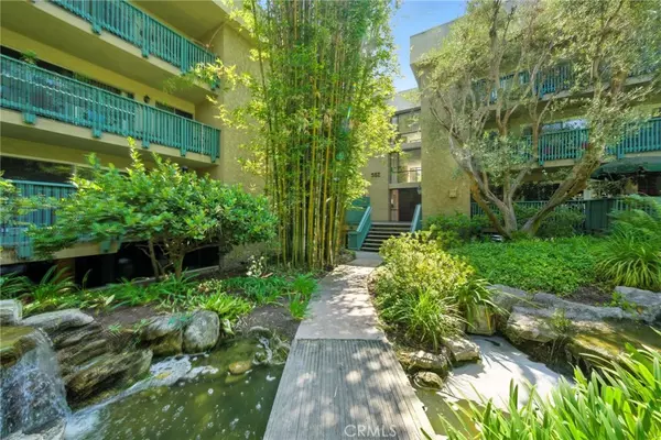 Long Beach, CA 90814,552 N Bellflower BLVD #303