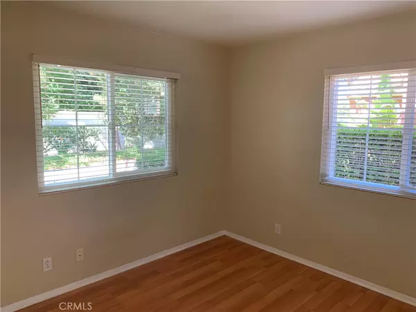 Irvine, CA 92606,30 Le Vanto
