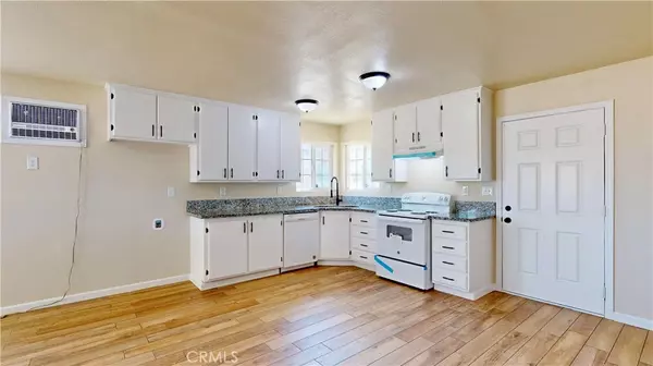 Apple Valley, CA 92307,24254 Yucca Loma RD