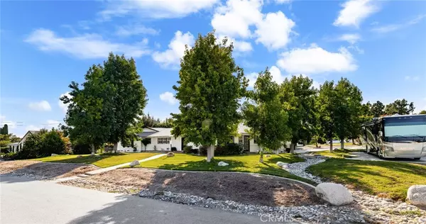 Yorba Linda, CA 92886,5371 Grandview AVE