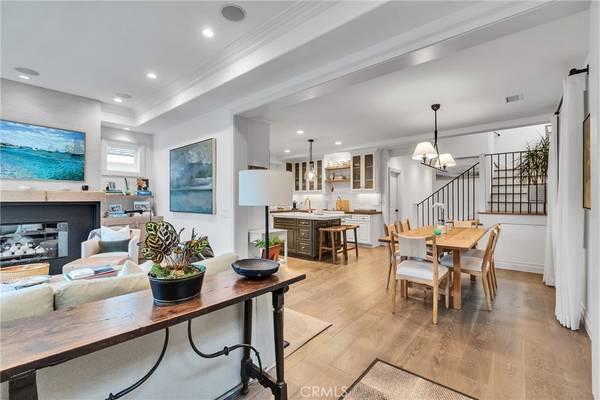 Corona Del Mar, CA 92625,613 Larkspur AVE