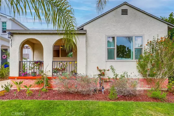 8309 Regis WAY, Los Angeles, CA 90045