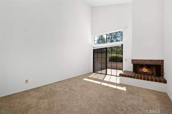 Irvine, CA 92603,2 Sunup #42