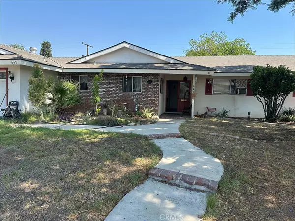 649 W Monterey RD, Corona, CA 92882