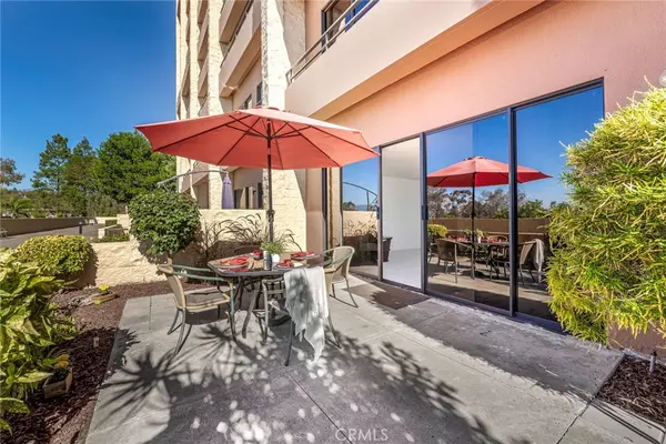 Laguna Woods, CA 92637,24055 Paseo Del Lago #103