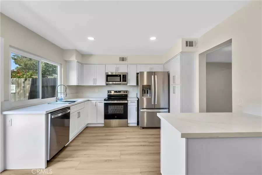 10358 Powderhorn River CT, Fountain Valley, CA 92708
