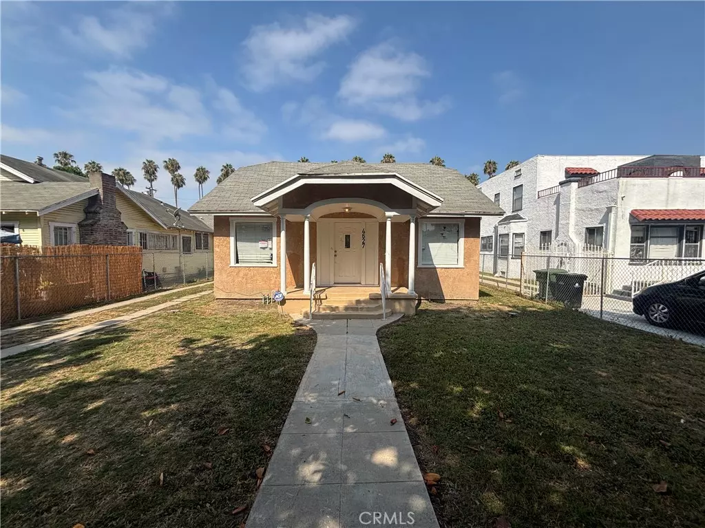 Los Angeles, CA 90043,4627 7th AVE