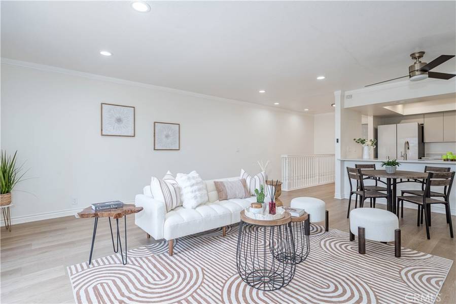 1988 Junipero AVE #2, Signal Hill, CA 90755