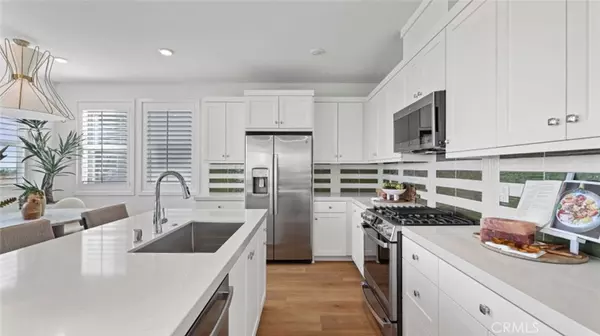 462 Lobata, Irvine, CA 92618