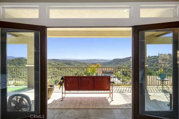 19401 Oakie Doakie, Trabuco Canyon, CA 92679