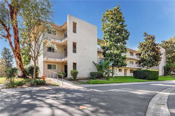 3363 Monte Hermoso #2A, Laguna Woods, CA 92637