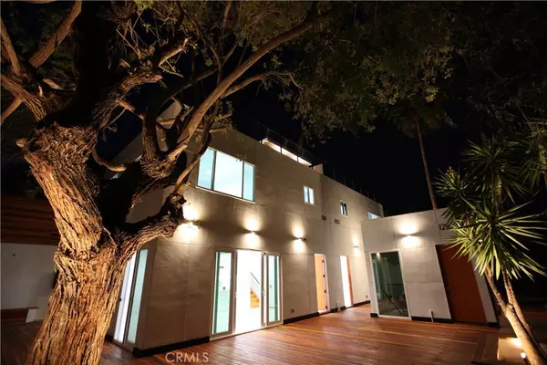San Diego, CA 92103,1220 Thorn W