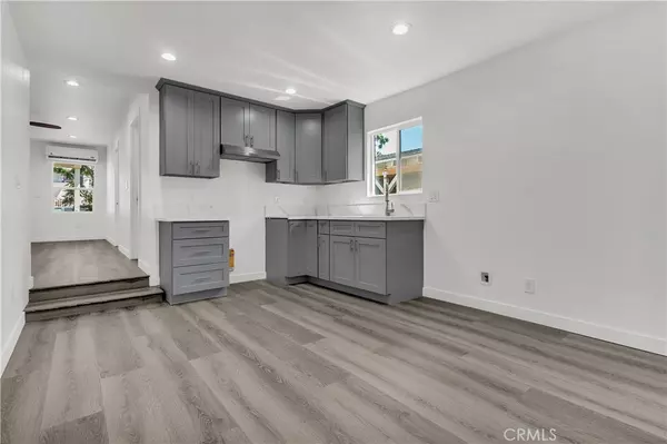 Wilmington, CA 90744,914 E O ST