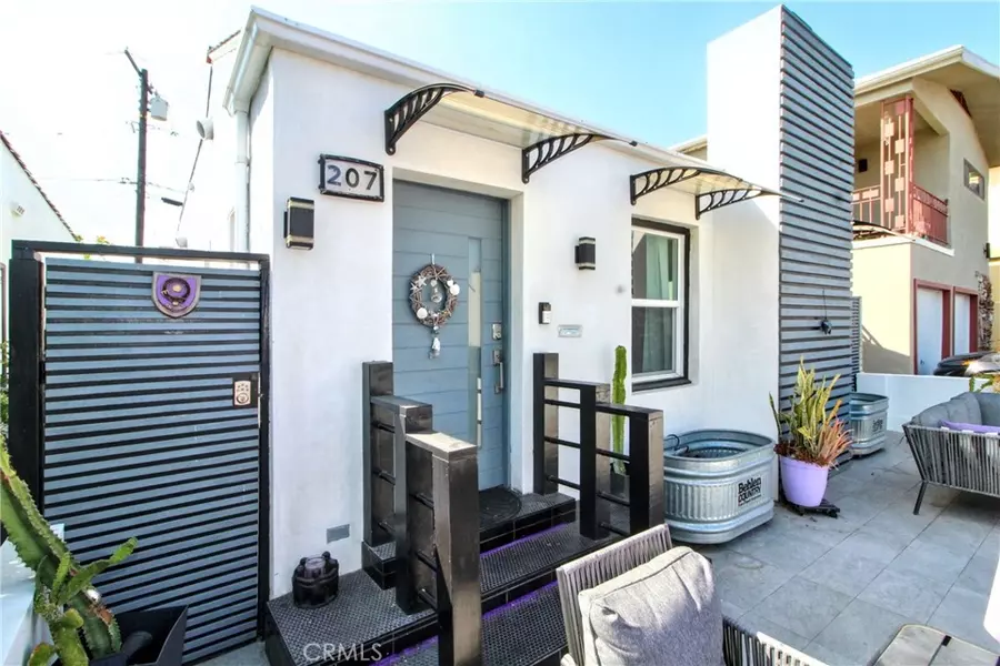 207 Santa Ana AVE, Long Beach, CA 90803