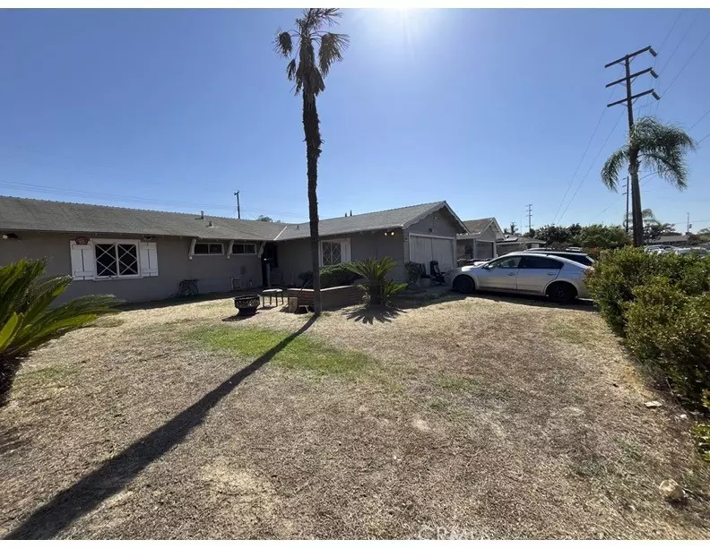 Santa Ana, CA 92704,2924 W Mcfadden AVE